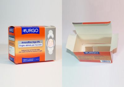 Schachtel mit gestanztem Einsatz