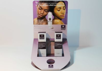 Karton-Aufsteller für Kosmetik