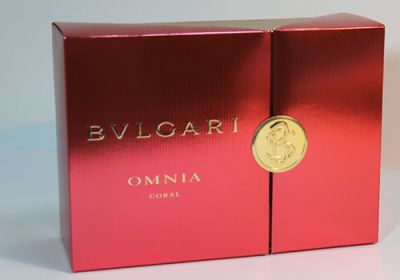 Rigid box with 2 flaps