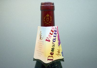 Customized bottle neck-collar