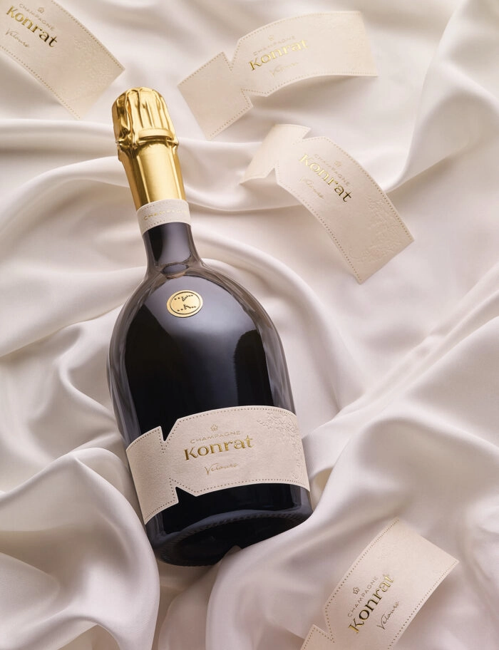 Étiquette de champagne en velours