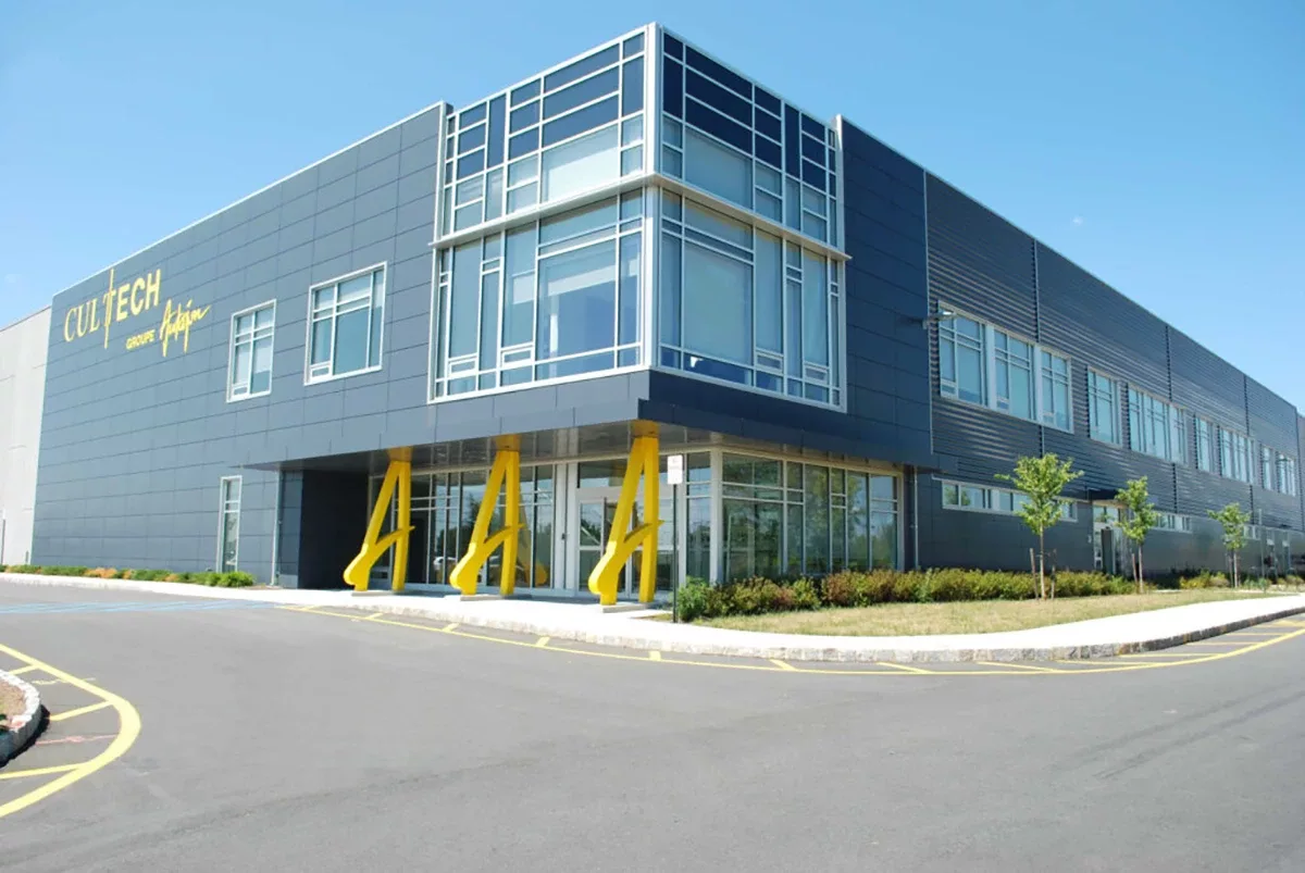 Bâtiment du site d'Autajon Packaging Cultech