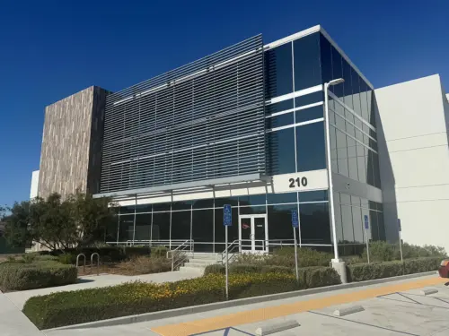 photo batiment Autajon Packaging West Coast