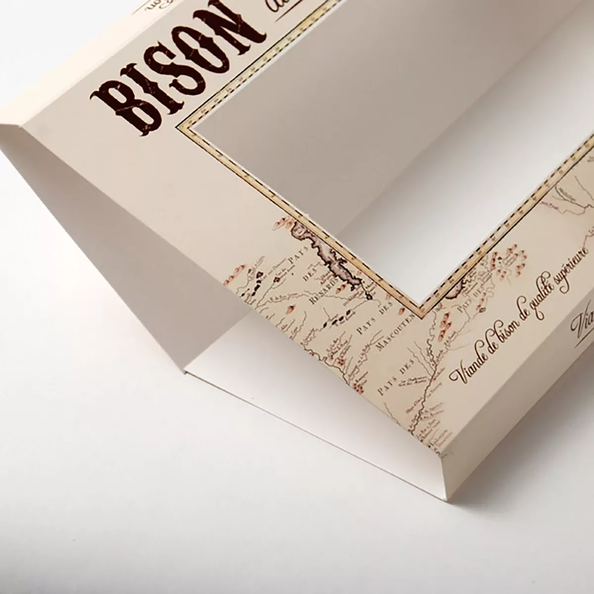 Fourreau avec fenêtre pour voir le produit