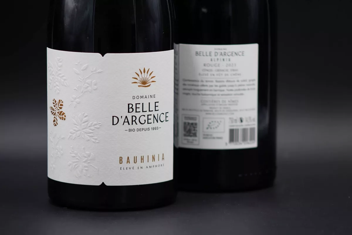 étiquette de vin avec relief ton sur ton et dorure