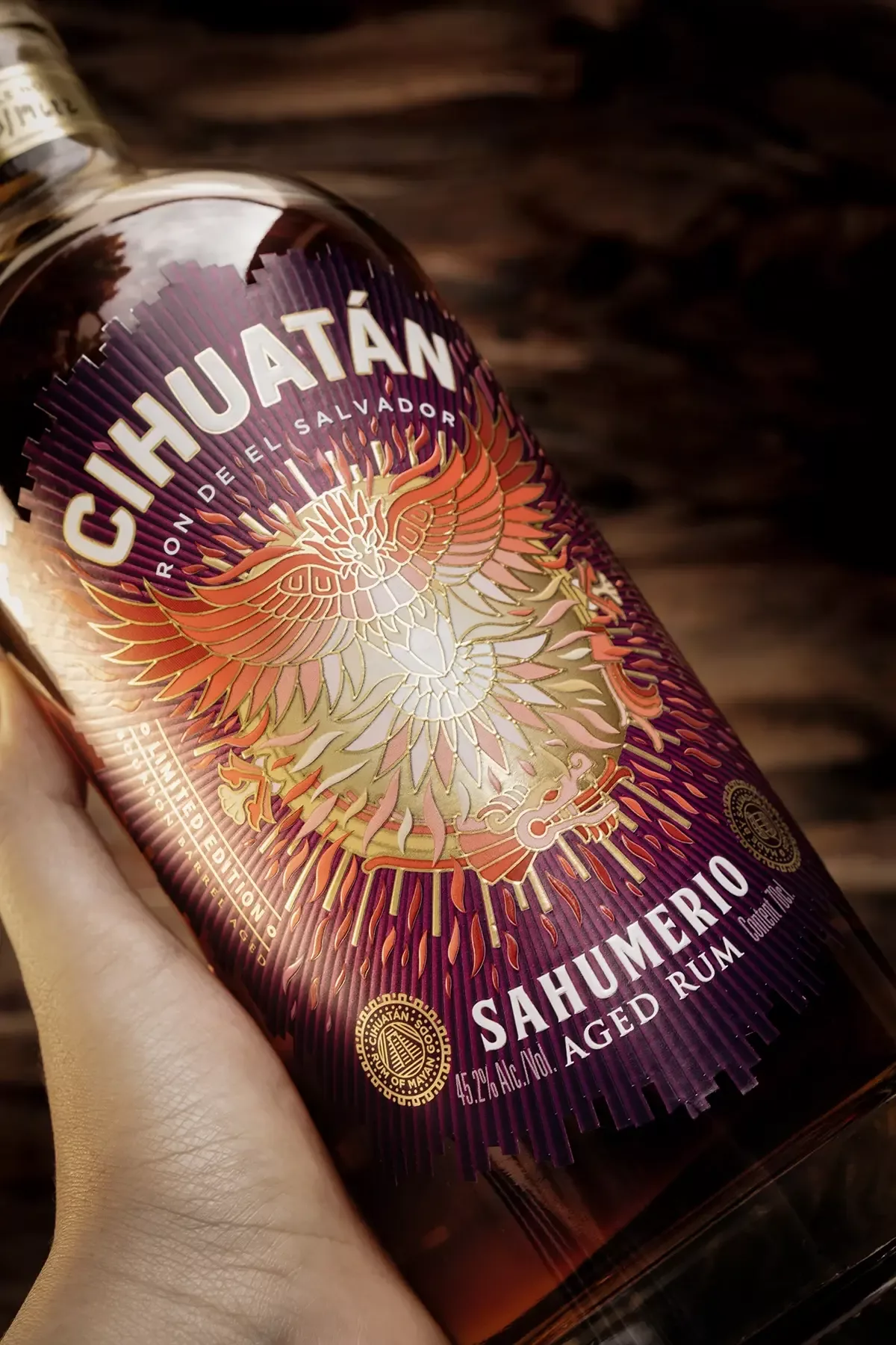 étiquette coloré avec dorure marque Cihuatan