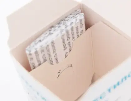 étui avec notice intégrée